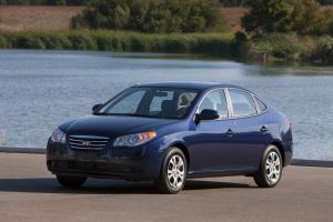 Hyundai Elantra Blue 2010 года